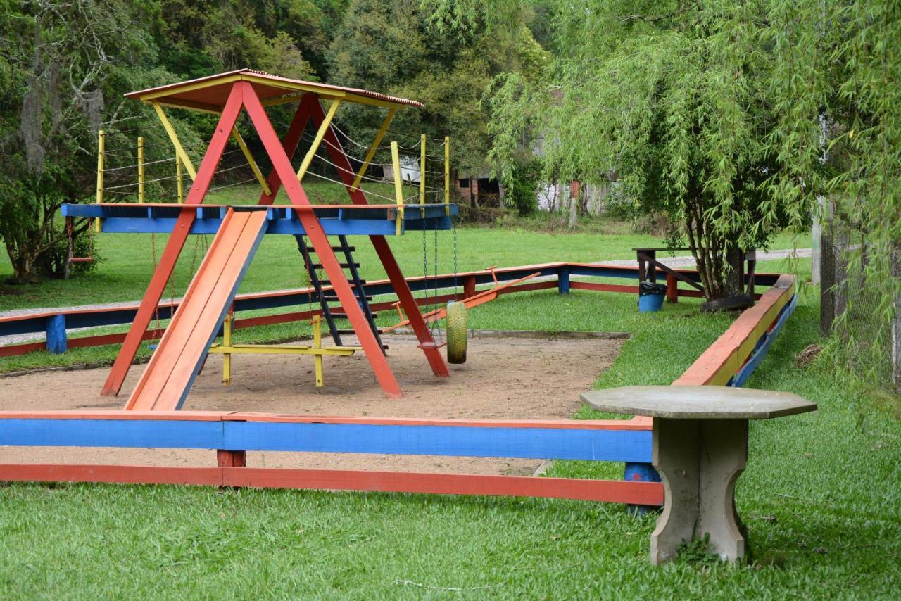 Pousada Parque Das Pitangueiras ฟลอเรส ดา กุนญา ภายนอก รูปภาพ